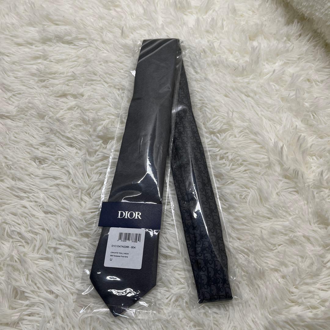 【未使用】DIOR ディオール ネクタイ 紺 トロッター　シルク ナロータイ