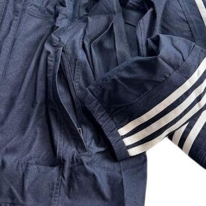 E2新品 XL アディダス adidas デニム風ウーブンセットアップ 上下 紺