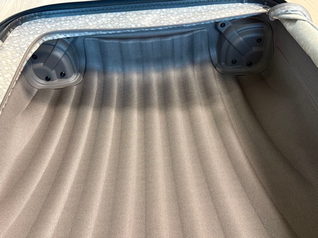 サムソナイト　コスモライト3.0 スピナー　キャリーケース