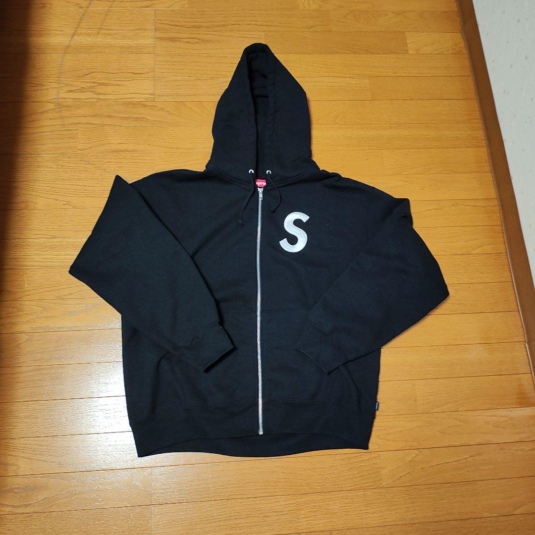 supremeSロゴジップパーカー