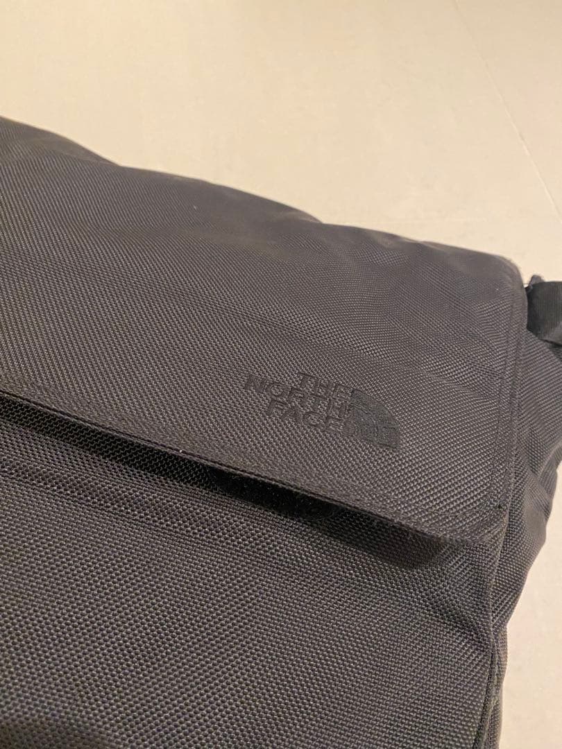 ノースフェイス　サターンメッセンジャーバッグ