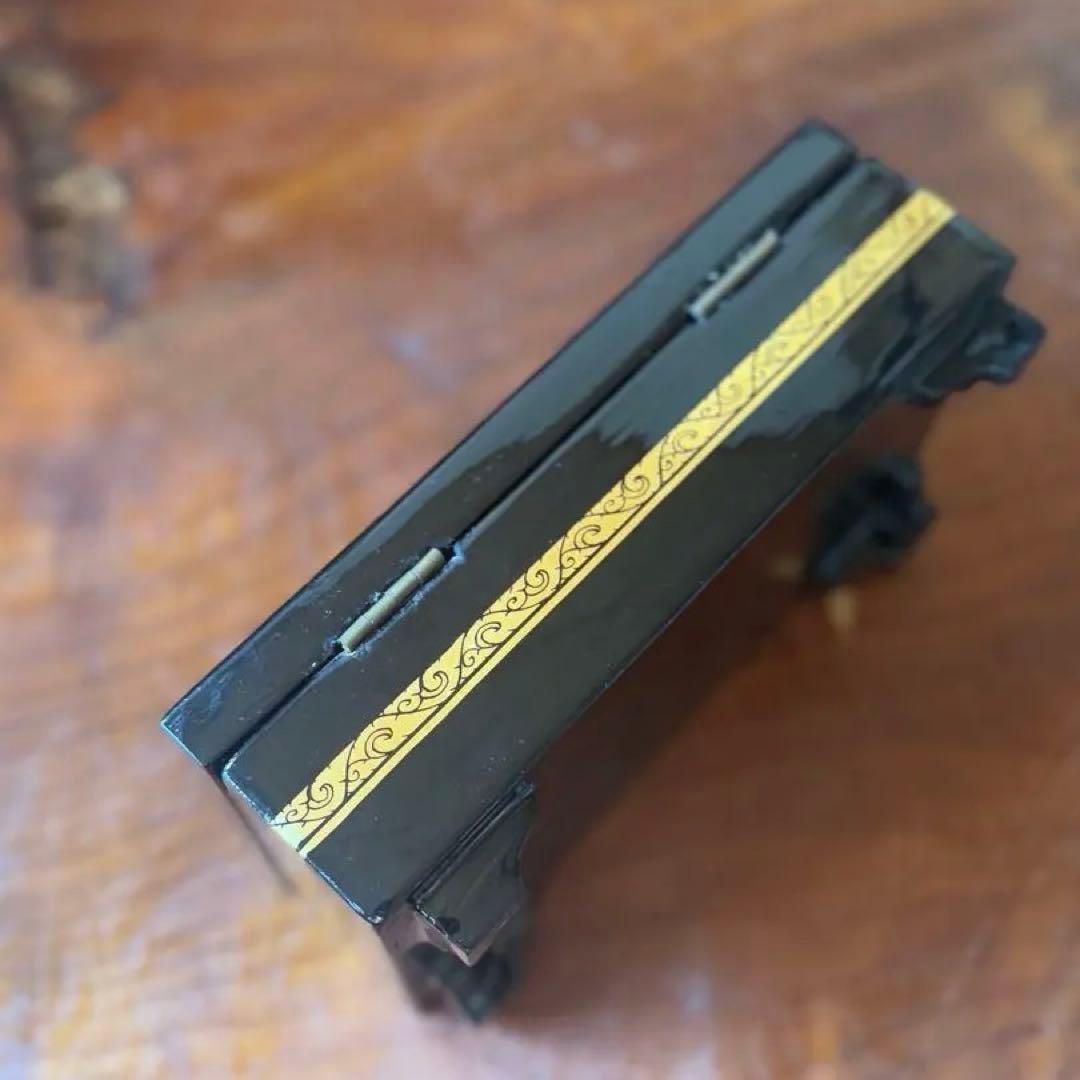 【タイ・チュンマイ】金色装飾のジュエリーボックス