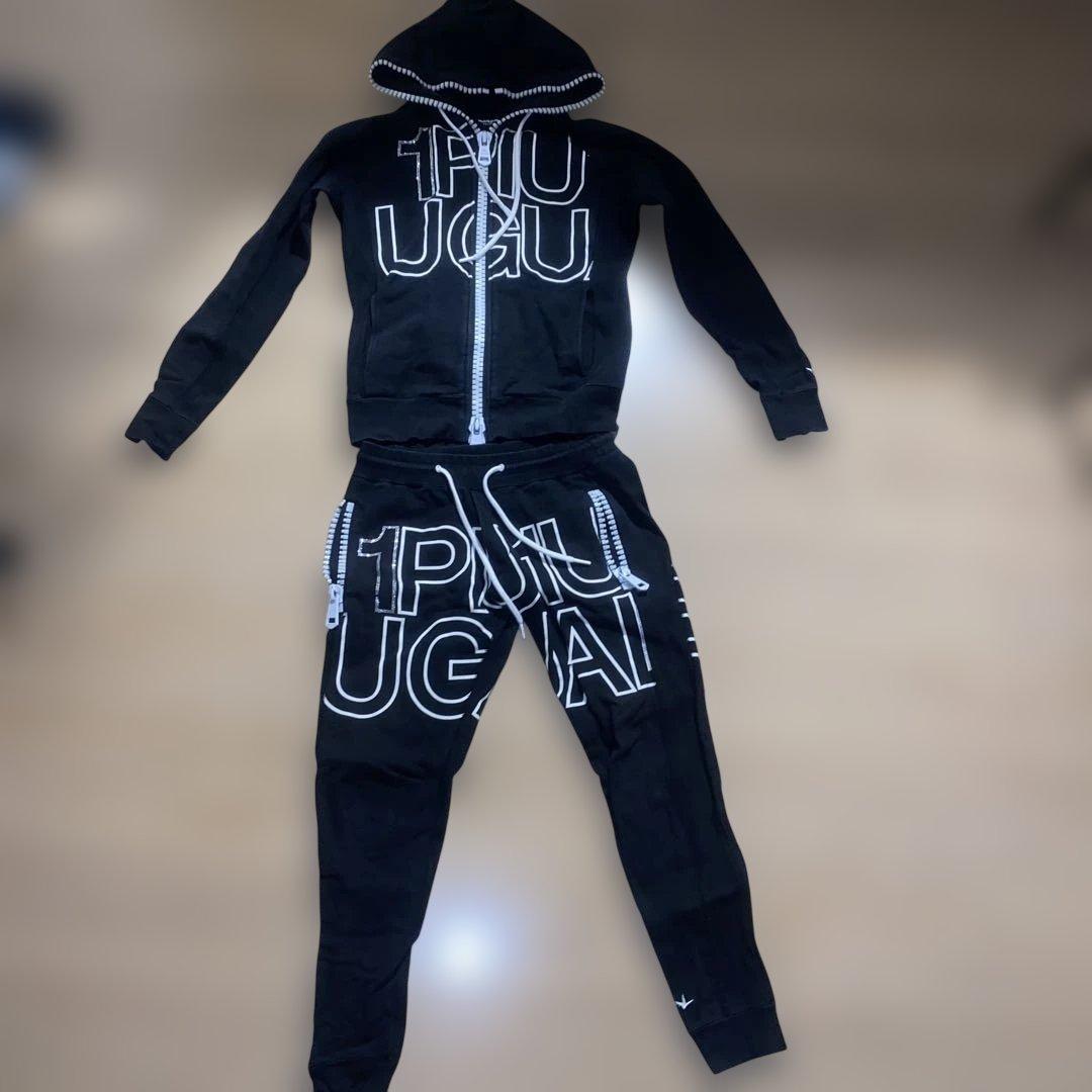 1PIU1UGUALE3 RELAXウノピゥ ウノ ウグァーレ S