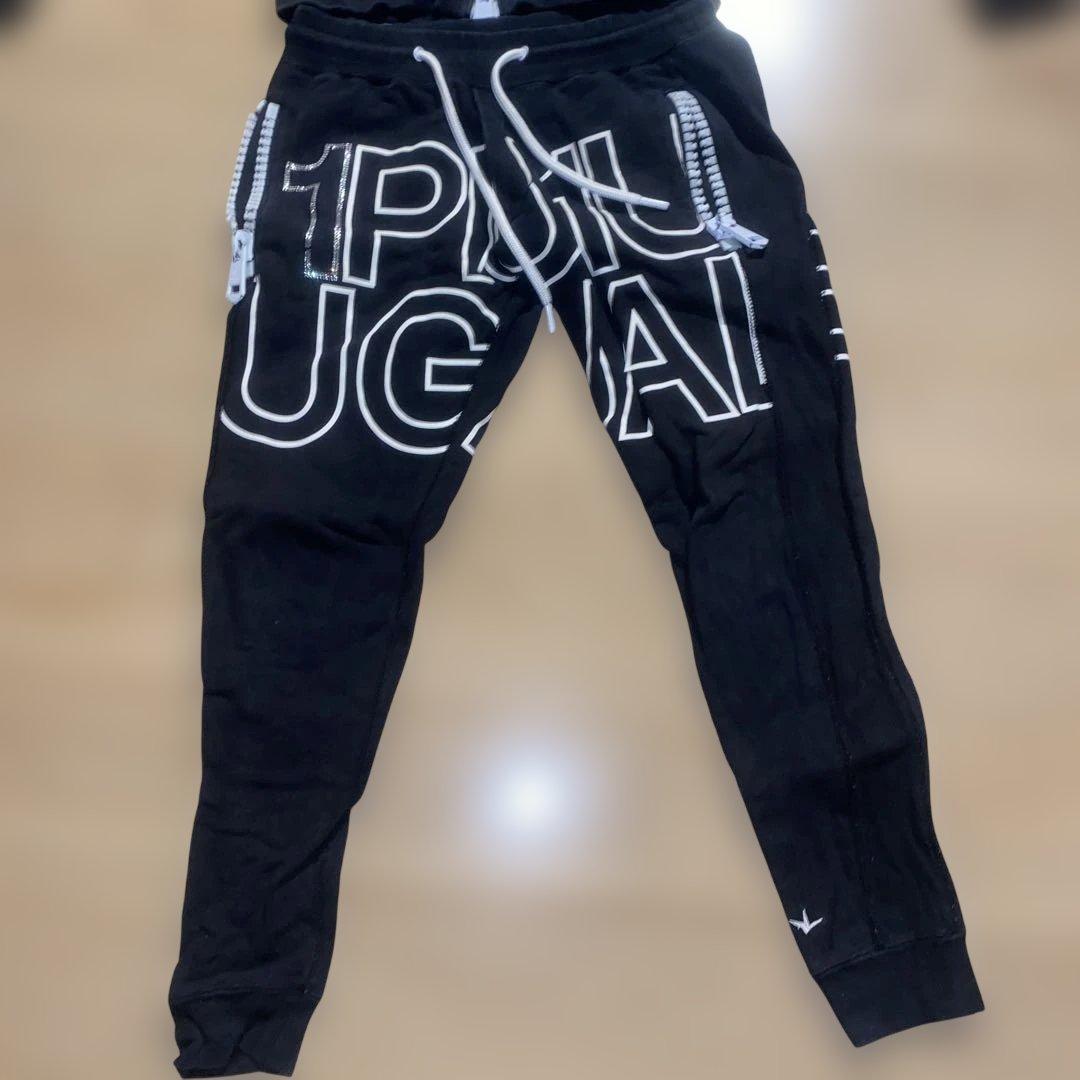 1PIU1UGUALE3 RELAXウノピゥ ウノ ウグァーレ S