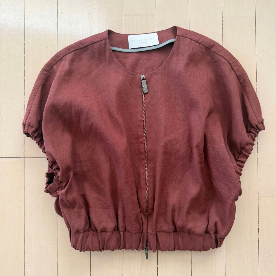 ほぼ未使用★FABIANA FILIPPI ★ 半袖トップス　ブラウス　ブルゾン