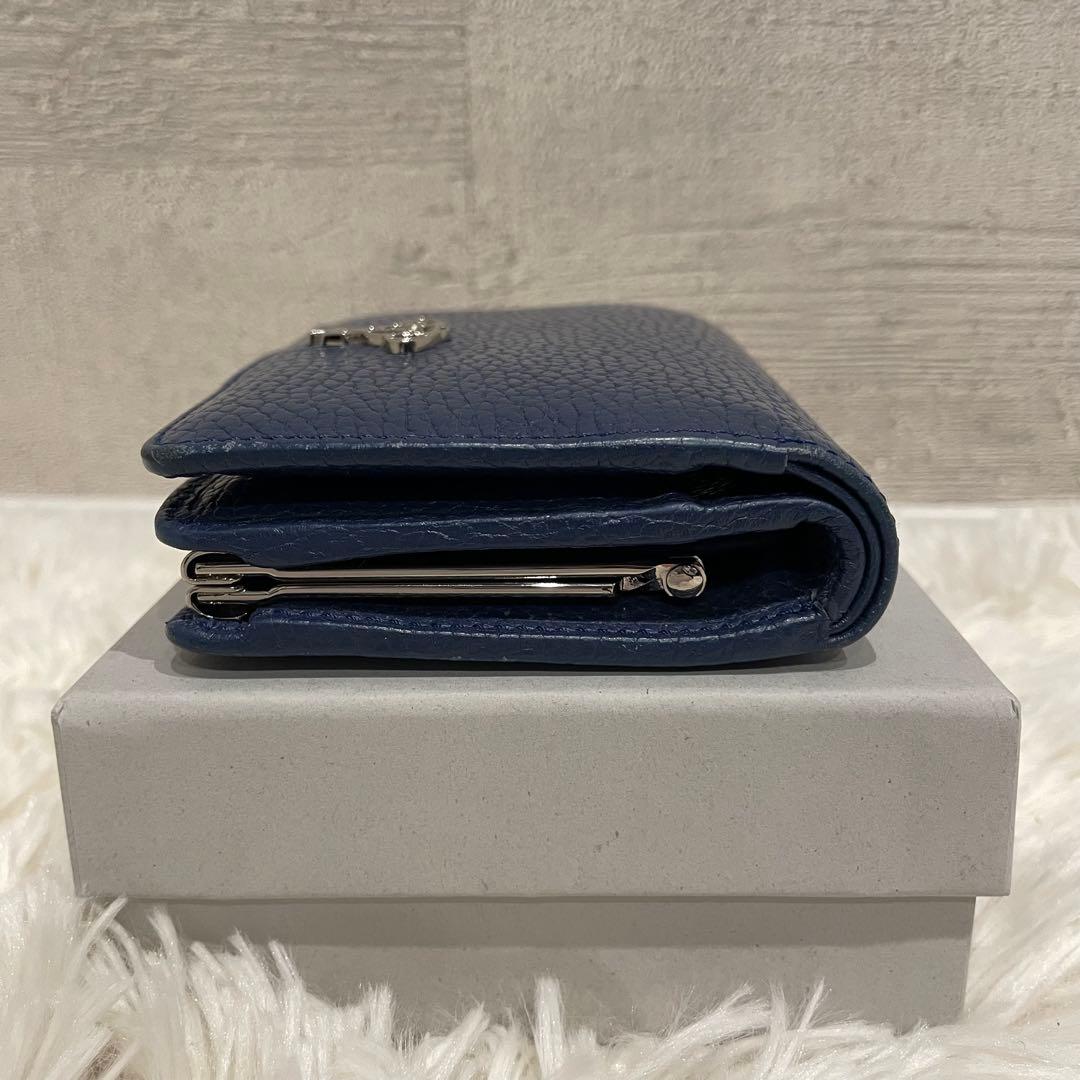 美品 ヴィヴィアンウエストウッド 二つ折り財布 シボ革 がま口 ネイビー 箱付き