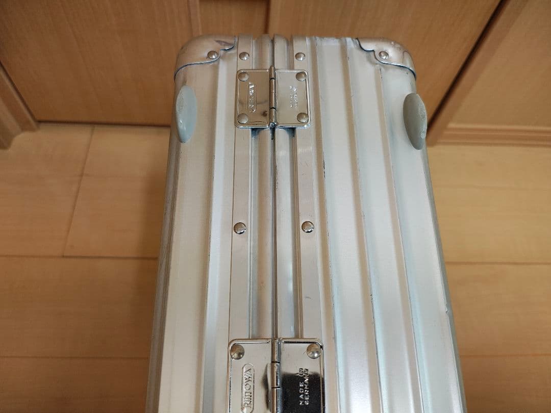 b*n様 RIMOWA クラシックフライト97652 二輪 アルミニウム キャリ