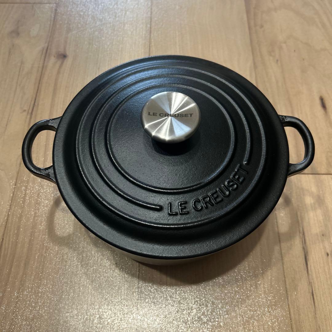 LE CREUSET両手鍋 ブラック　20