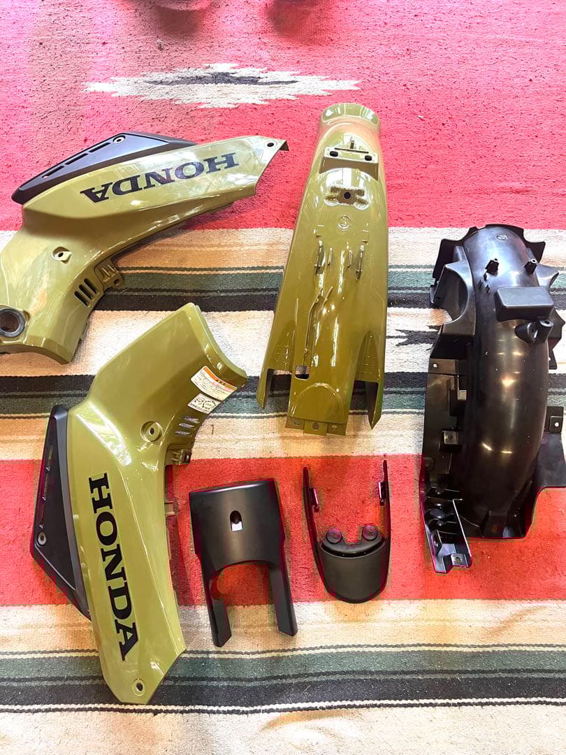 HONDA クロスカブ　外装5点セット