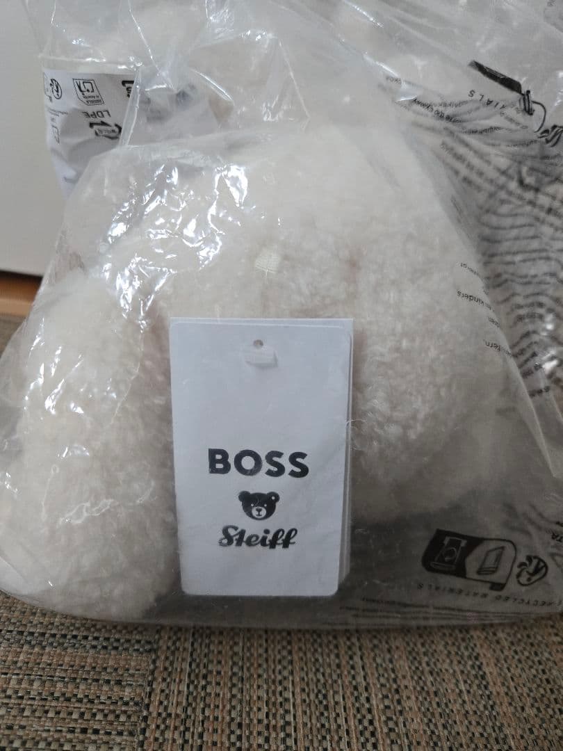 BOSS x Steiff Holly テディベア