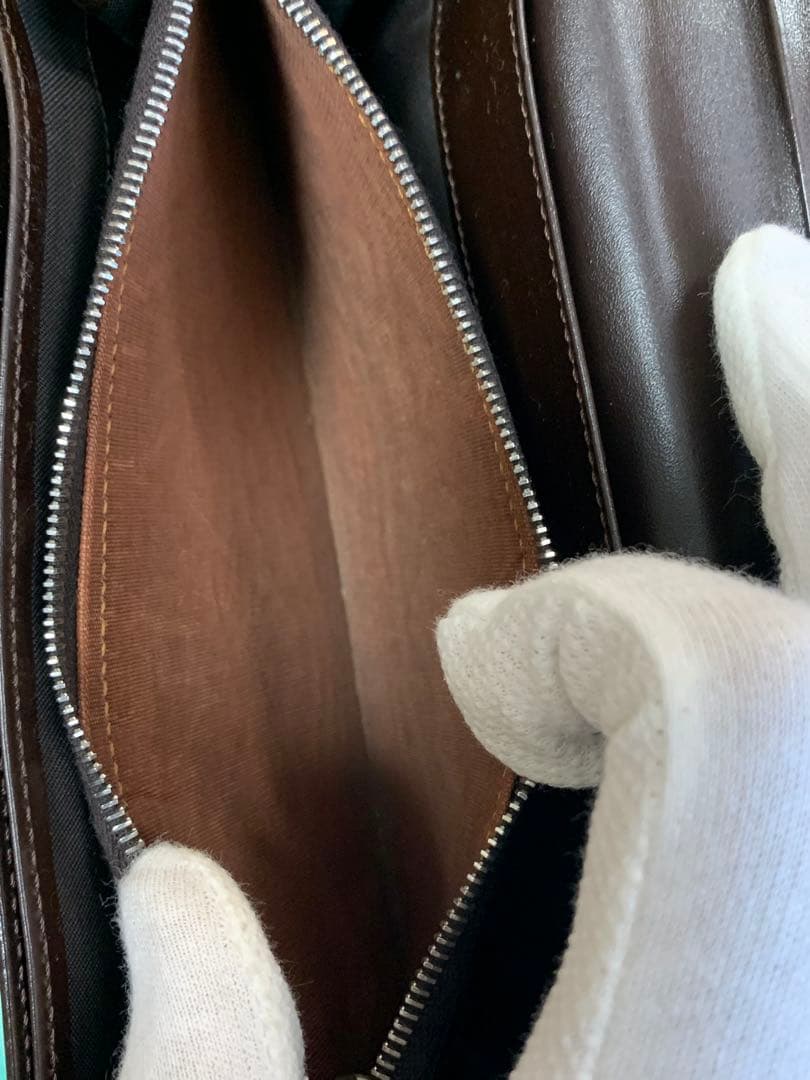 美品 正規品 FENDI フェンディ ズッカ柄 長財布 財布 FFロゴ ブラウン