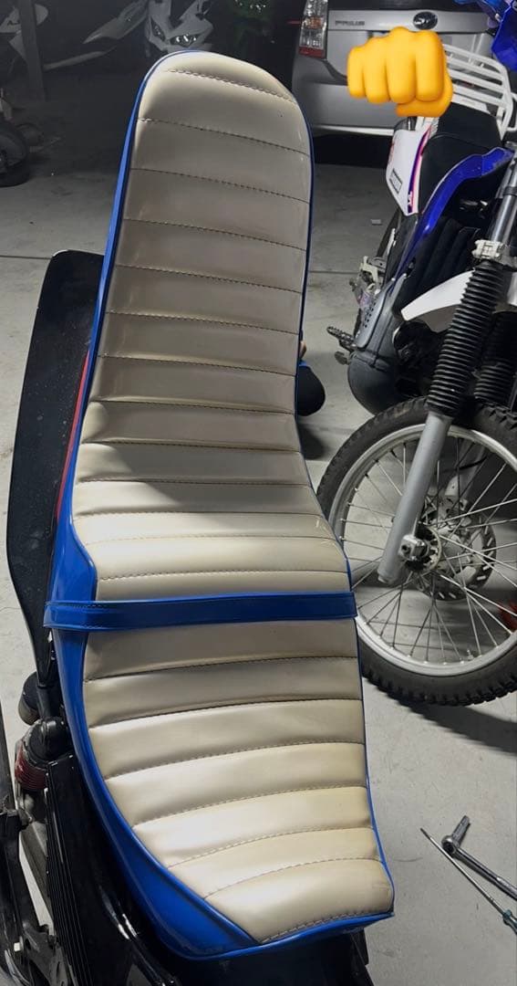 ゼファー400 三段シート　40cm 3段　シート　C4