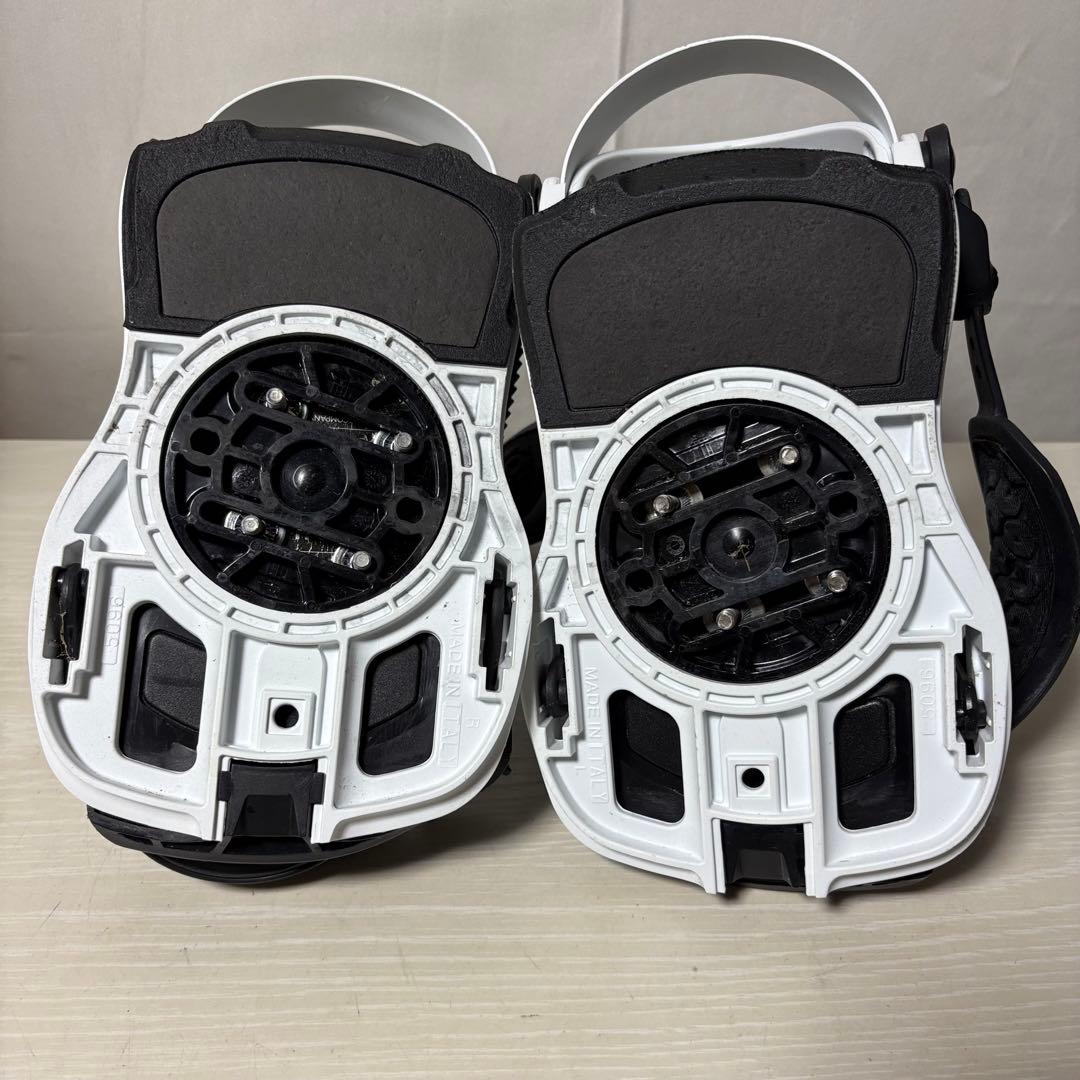 November スノーボード グラトリ スノボ ノベンバー アーティスト 雪山