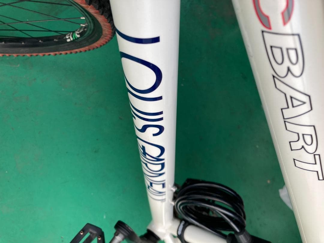 ルイガノLOUISGARNEAU BART MTB 400サイズ　ホワイト