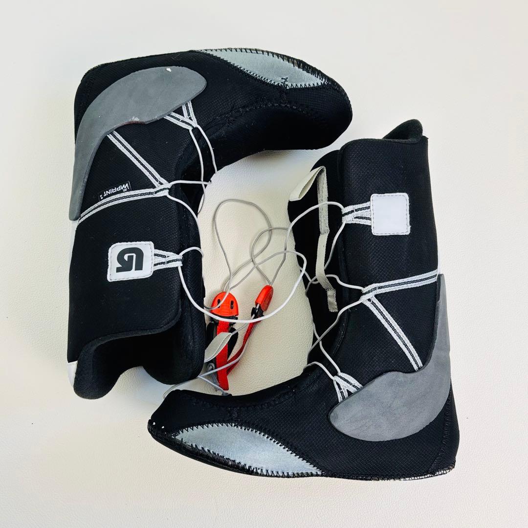 1660【美品 希少カラー】バートン スノボブーツ MOTO アジアンフィット