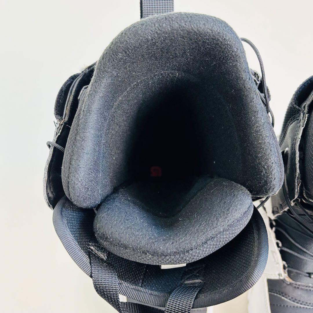 1660【美品 希少カラー】バートン スノボブーツ MOTO アジアンフィット