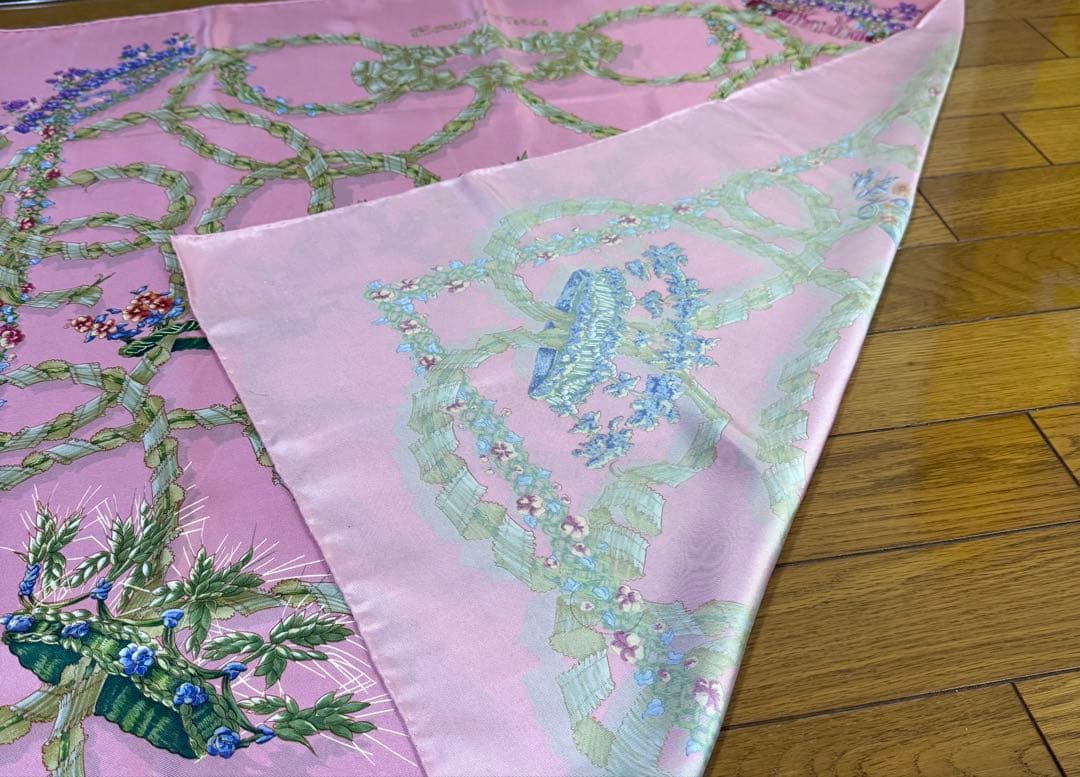 エルメス カレ90 春の祭典〈Le Sacre du Printemps〉シルク