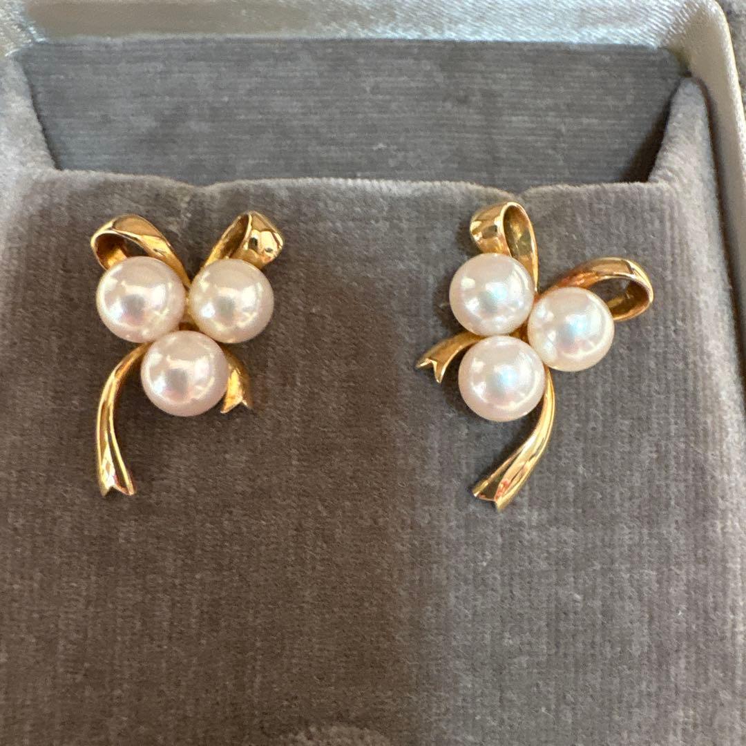 ミキモトピアス18kゴールドリボンMIKIMOTO