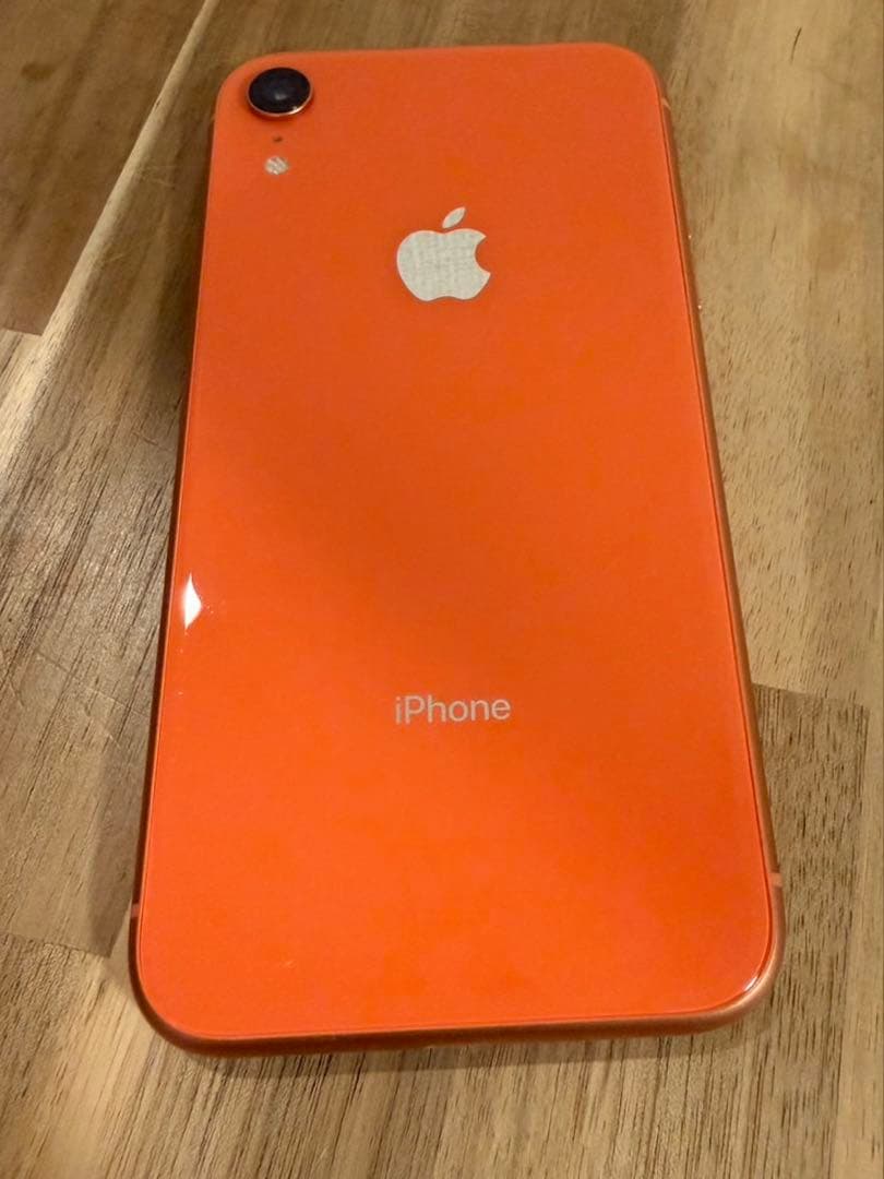 iPhone XR コーラル