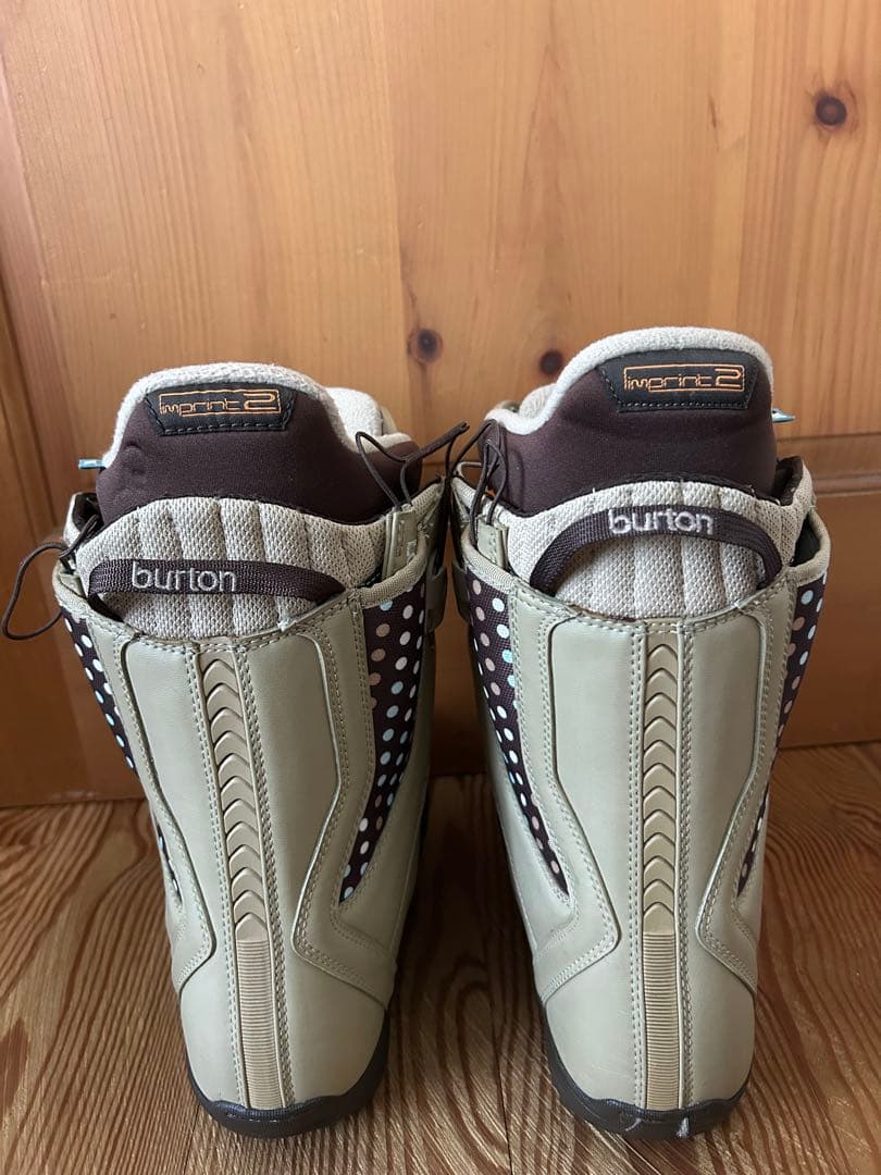 超美品 BURTON バートン スノーボード ブーツEMERALD 24cm