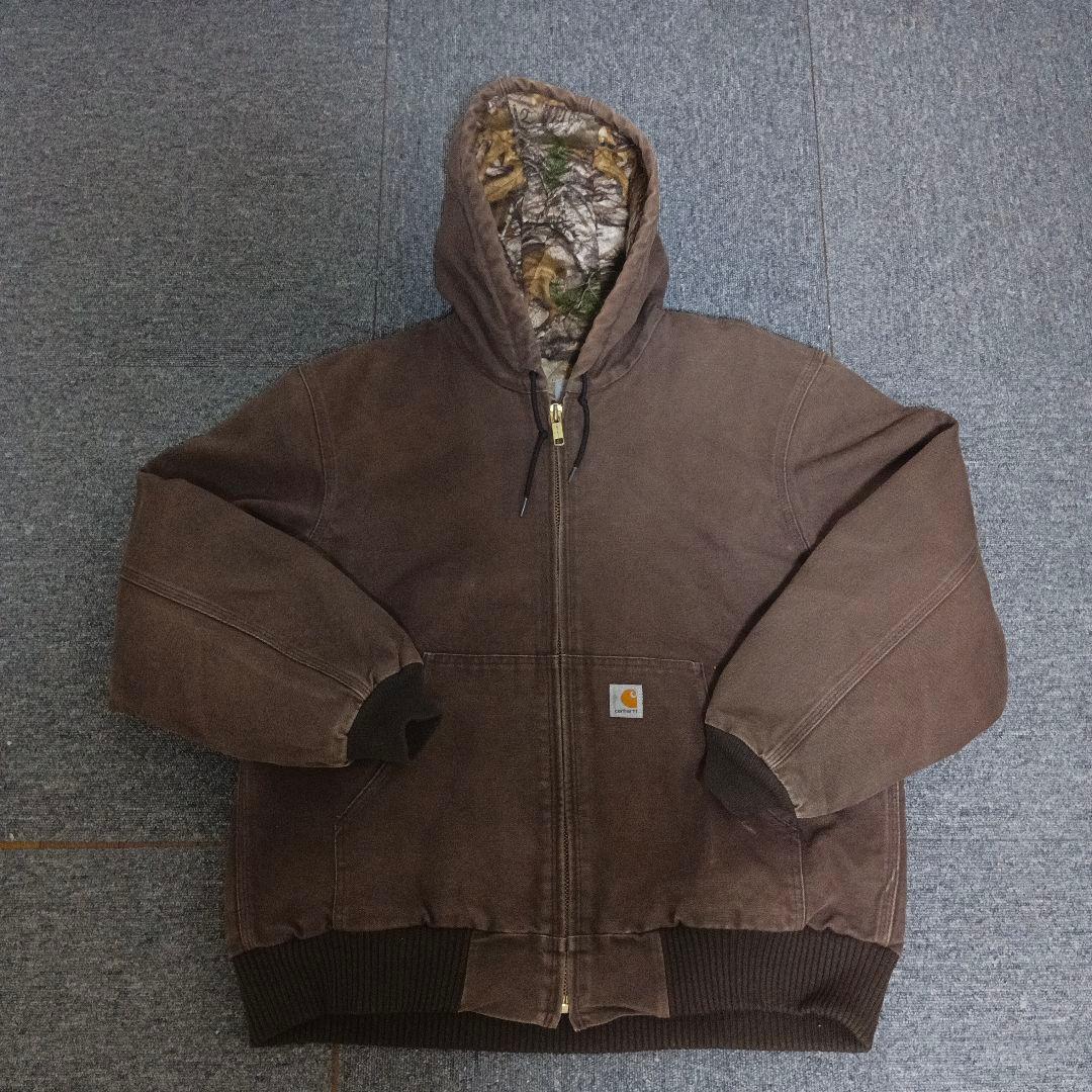 Carhartt ブラウンジャケット 迷彩フード