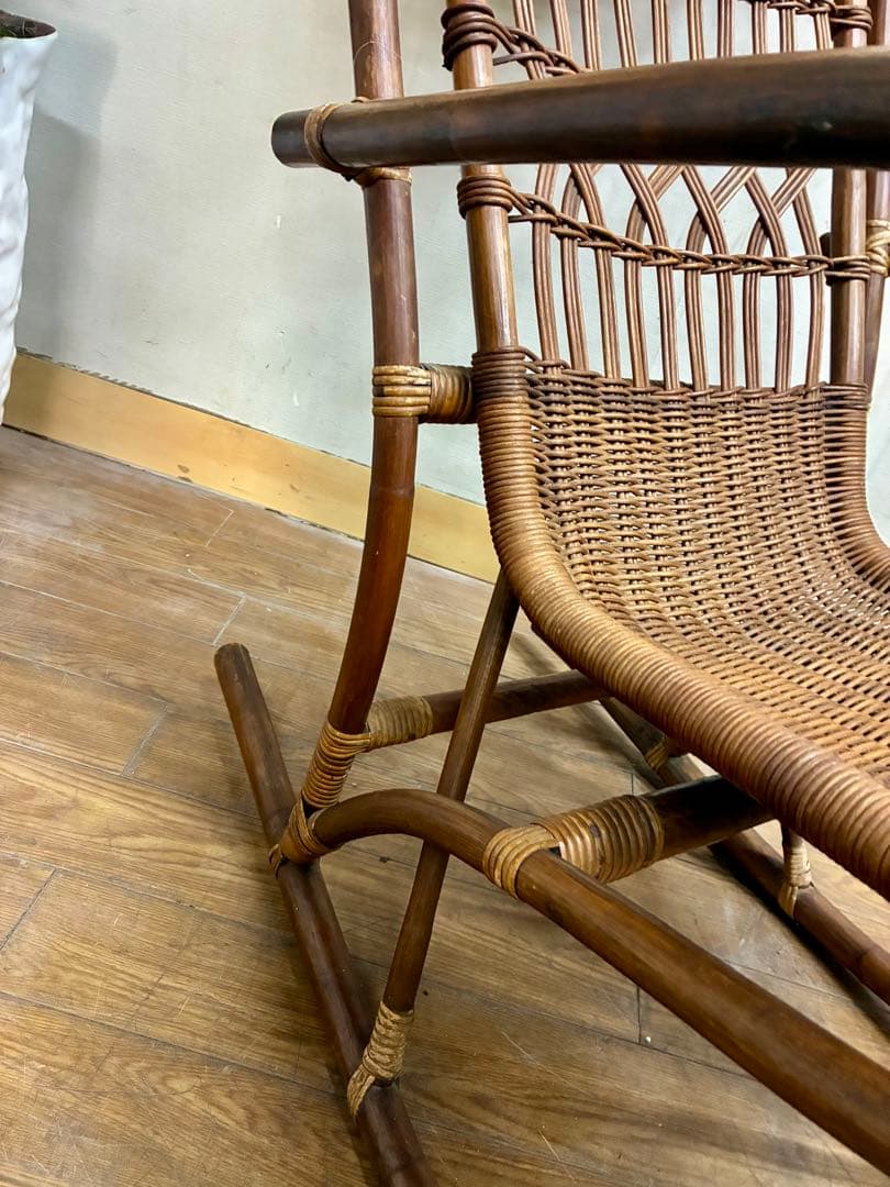 管448☆アジアンヴィンテージ☆ラタン☆藤☆ロッキングチェア☆揺り椅子