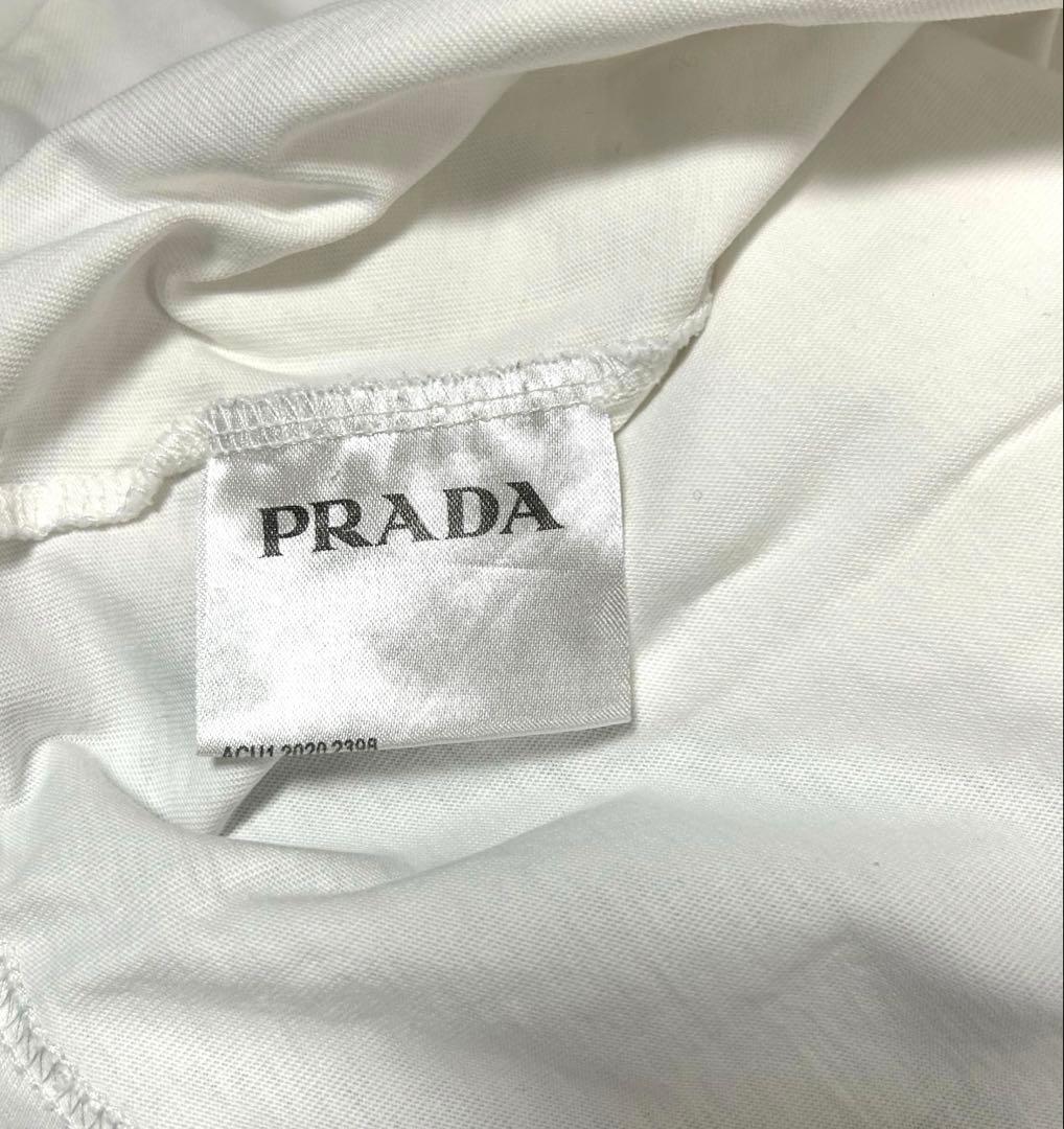 プラダ ホワイト Tシャツ ロゴ付き 半袖