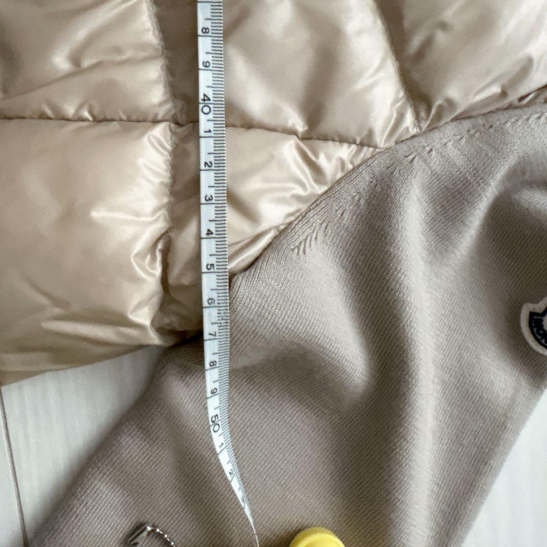 モンクレール ベージュ ダウンジャケット　ダウンカーディガン
