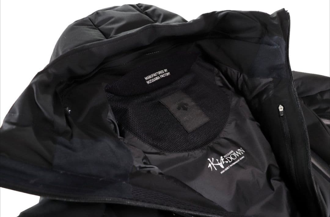 ☆美品☆DESCENTEデサント/水沢ダウン/オルテラインダウンジャケットM/黒