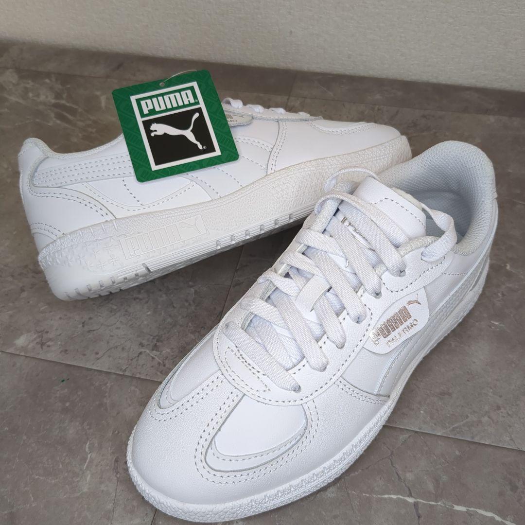 極美品☆23.5㎝ PUMA パレルモ モーダ ホワイト レザー スニーカー 白
