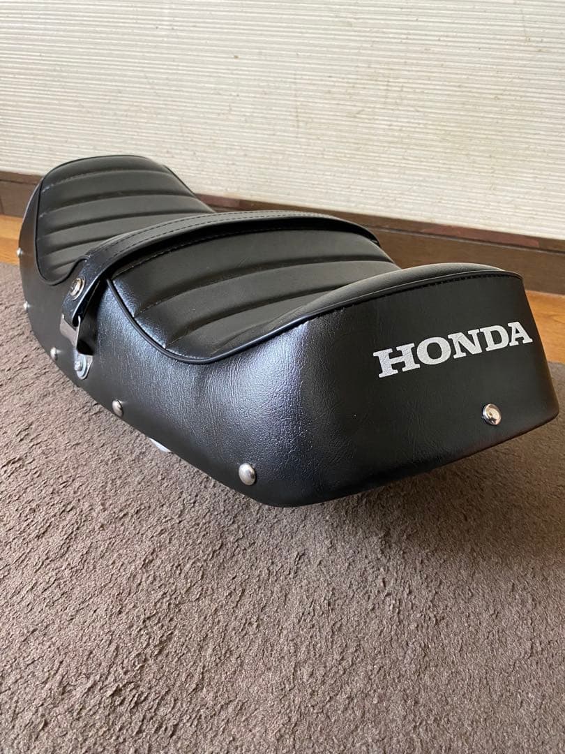 cb400sf タックロールシート nc39 nc42 高級革　高密度ウレタン