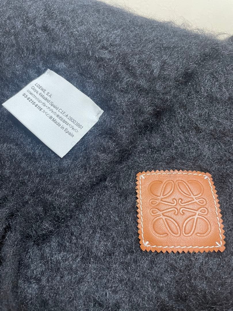 LOEWE 黒 マフラー　ロエベ(モヘア&ウールブレンド)ブラック スペイン製