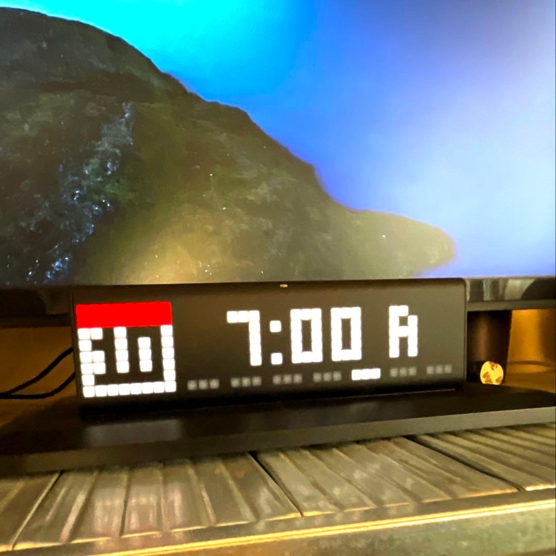 スマートデジタル置き時計 LaMetric Time 初期型（LM 37X8）