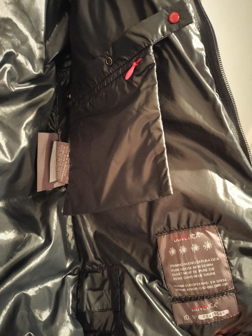 美品 DUVETICA ダウンジャケット 42 濃紺