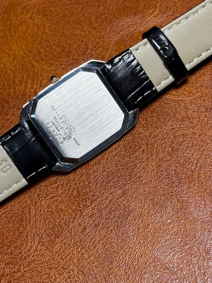 B7 希少 稼動品 SEIKO DOLCE レクタンギュラー80年代