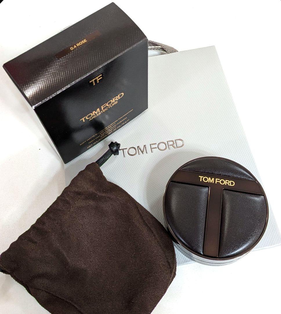 TOM FORDトムフォード クッションファンデーション 0.4 ローズ