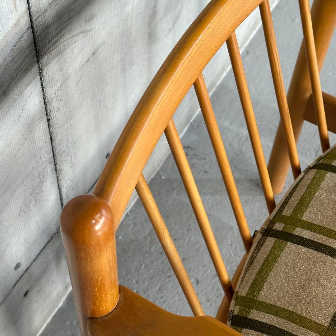 ✿昭和レトロ✿ カリモク ヴィンテージ木製チェア クラシック 布座面チェア②