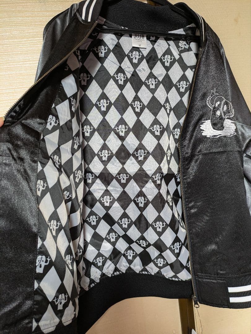 リゾット・ネエロ　スカジャン　ジョジョ　黄金の風　暗殺チーム　アベイル