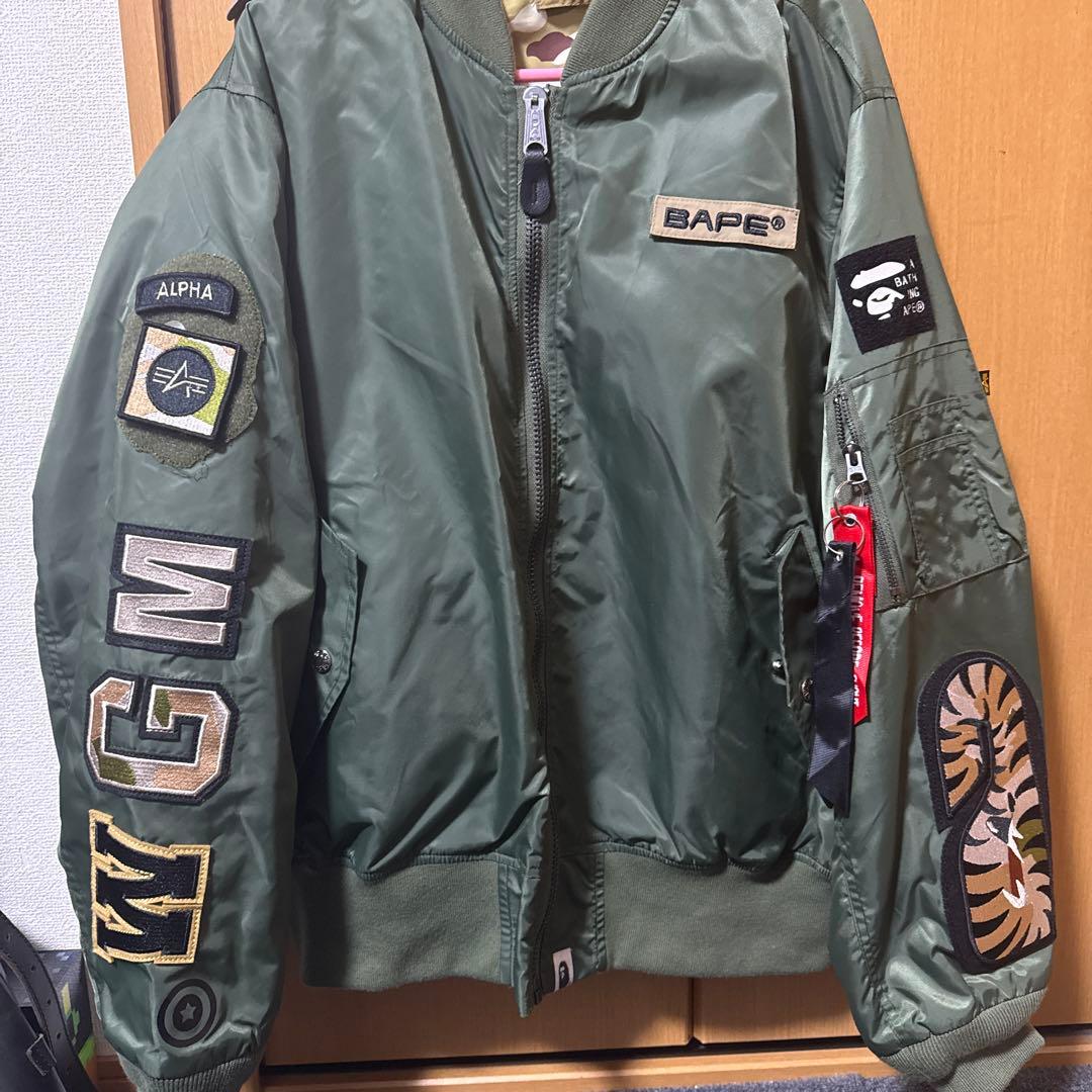 ぷ*ん様 BAPE MA-1 フライトジャケット オリーブグリーン