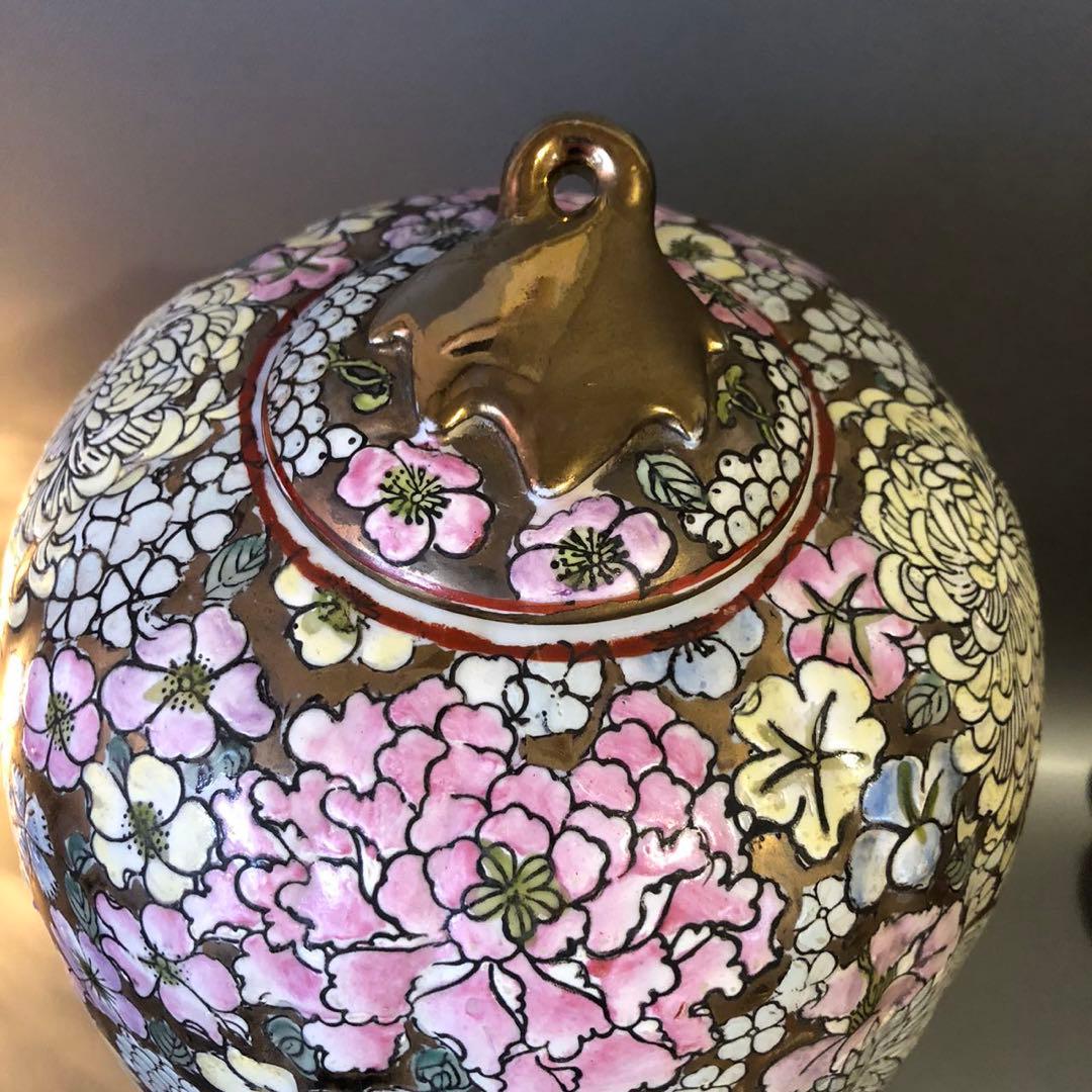 N342、花詰 中国様 中国美術 花器飾り壺 本金彩 豪華な蓋付大花瓶