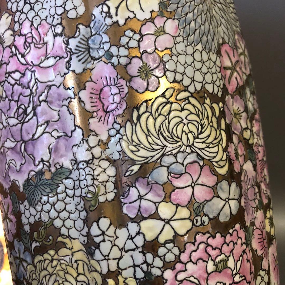 N342、花詰 中国様 中国美術 花器飾り壺 本金彩 豪華な蓋付大花瓶