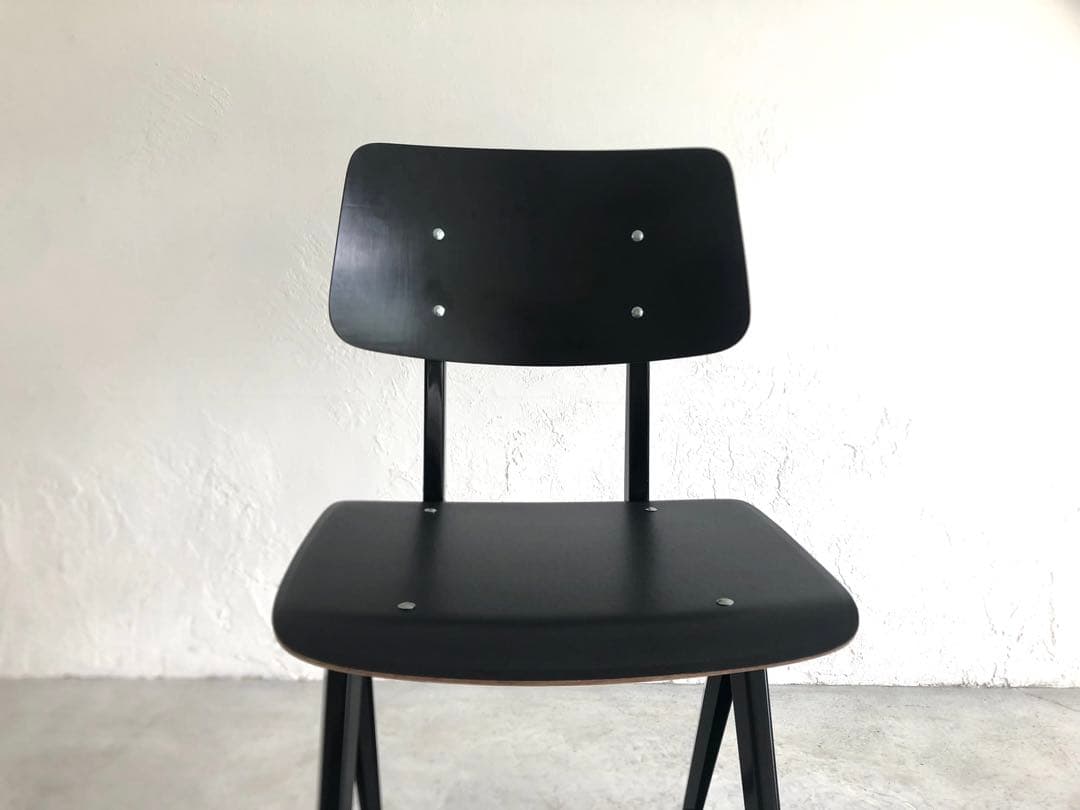 ガルファニタス　Galvanitas チェア