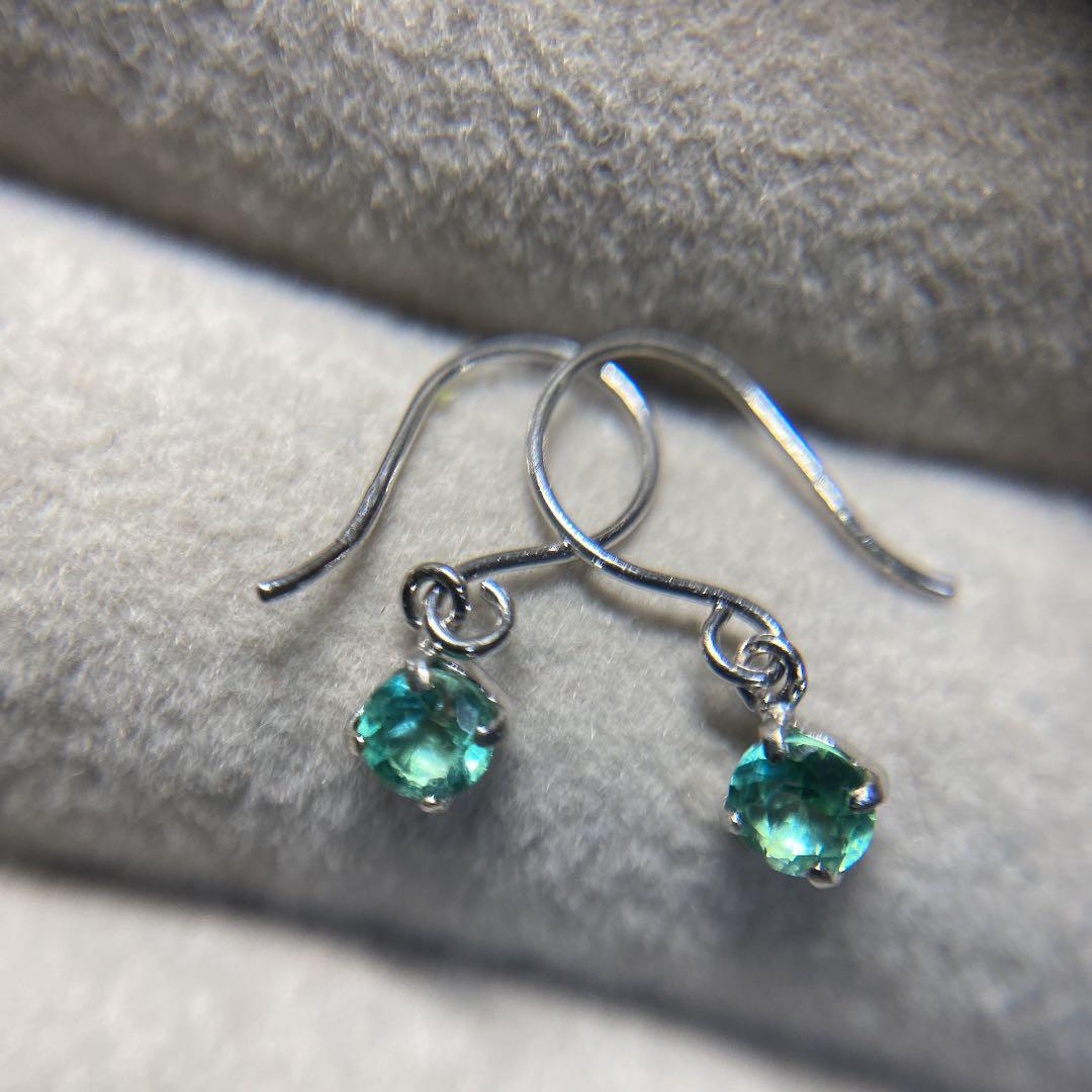 天然エメラルド　K18WG ピアス　最終値下げ