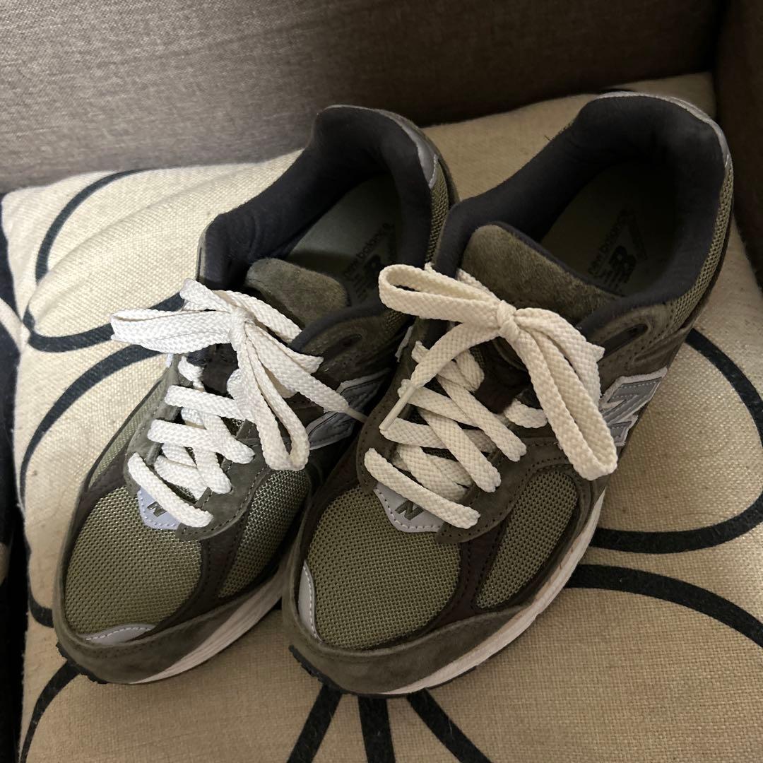 New Balance 2002R スニーカー オリーブ
