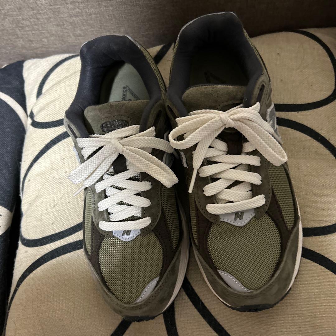 New Balance 2002R スニーカー オリーブ