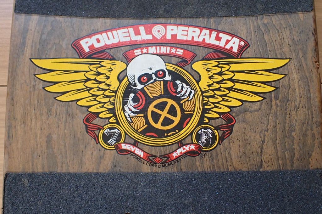 ヴィンテージ 1990年 Tony Hawk メダリオンスケートボードデッキ