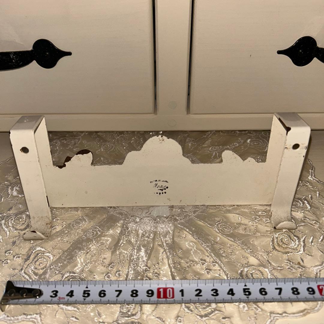 マニーじょうろとタオルかけ