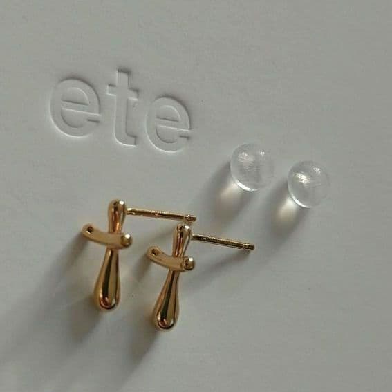 【美品】ete　エテ　レイヤード クロス ピアス ギャランティ付 K18
