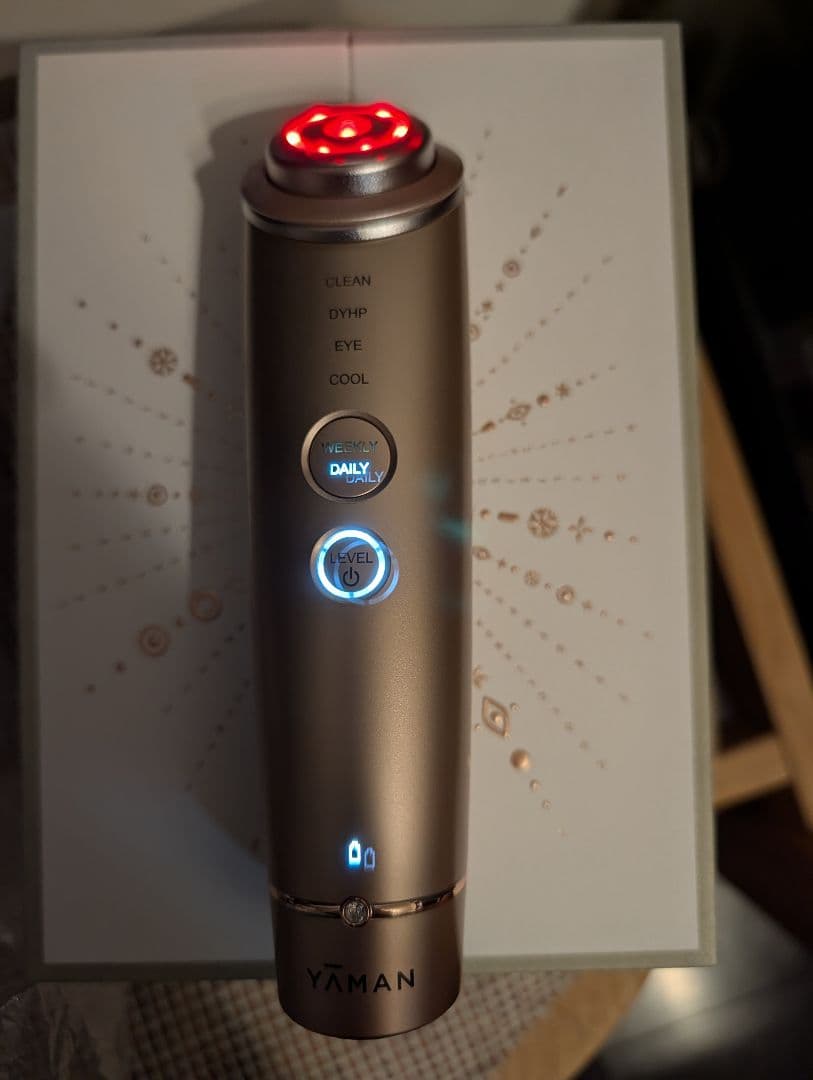 ヤーマン　M18　RF美顔器　フォトプラスシャイニー