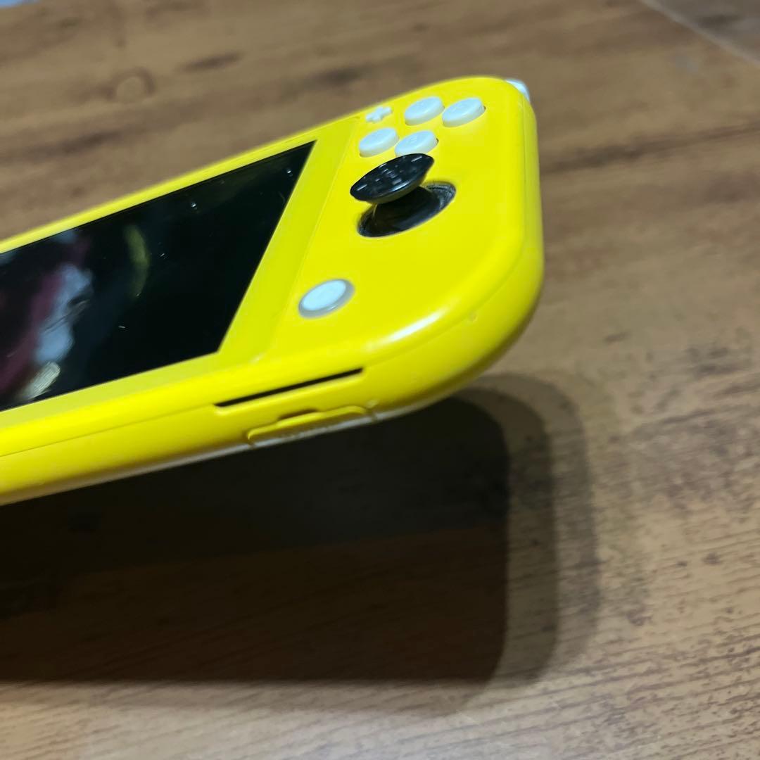 ジャンク品　Nintendo Switch Lite イエロー